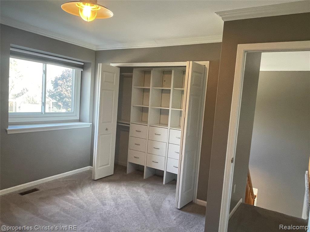 852 Linden Way, Auburn Hills, MI 48326 — Photo 35