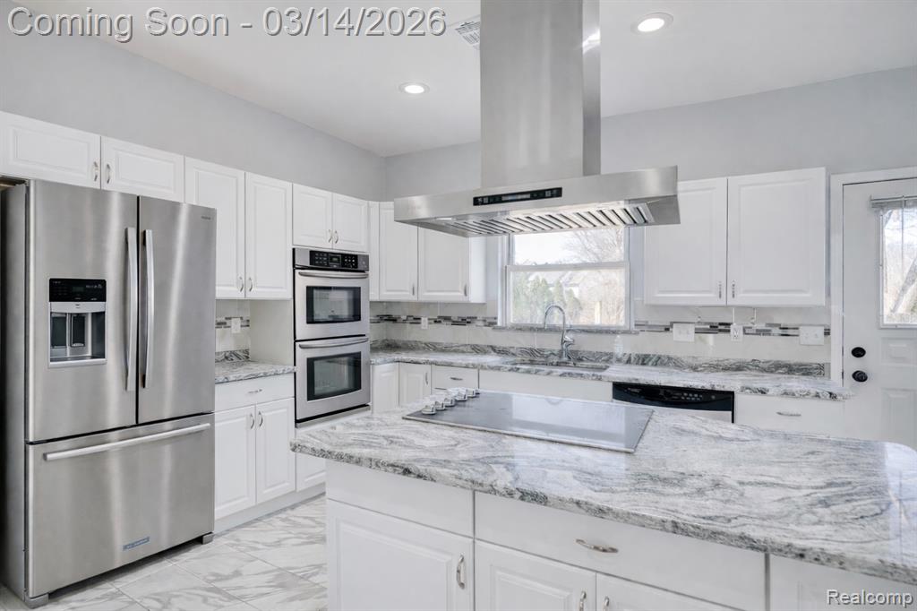 19580 Parke Lane, Grosse Ile, MI 48138 — Photo 13