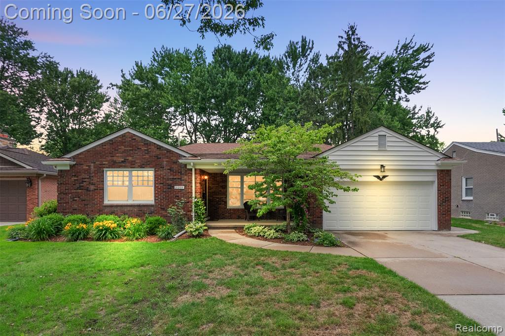 21235 River Road, Grosse Pointe Woods, MI 48236 — Photo 2