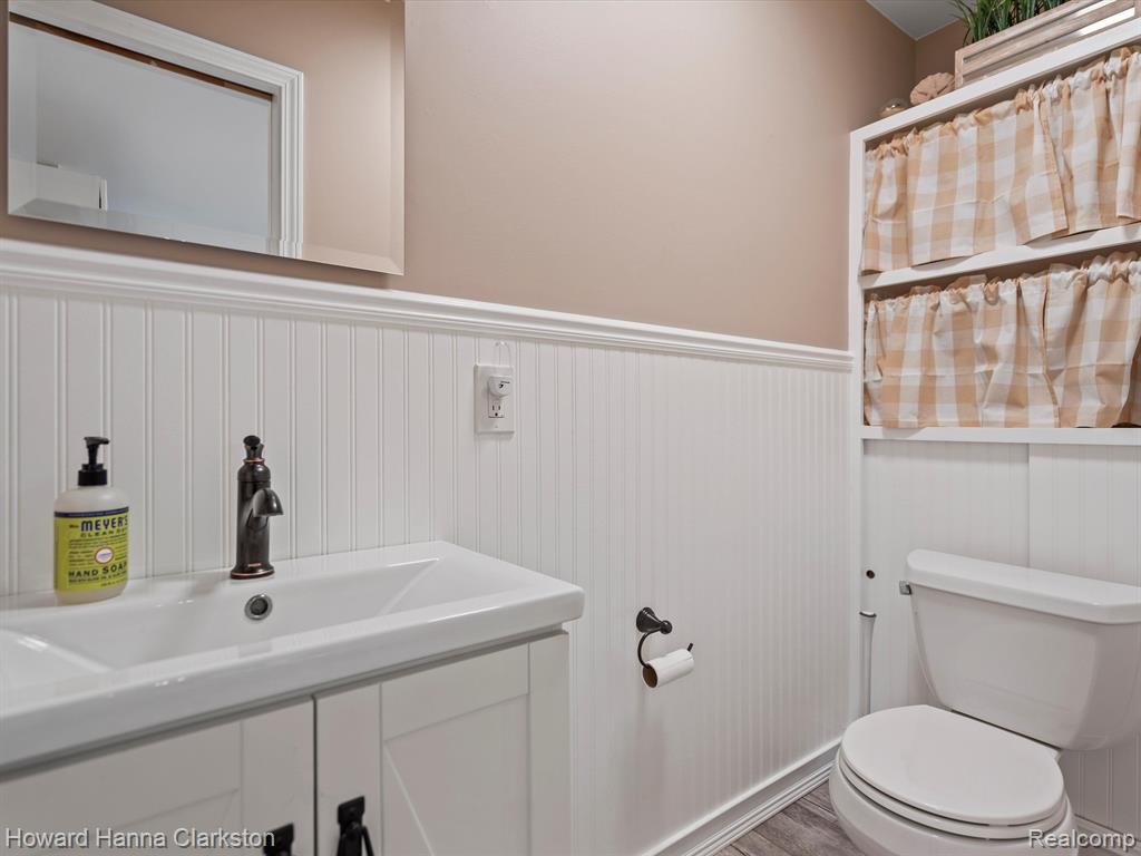7171 Clintonville Road, Clarkston, MI 48348 — Photo 13