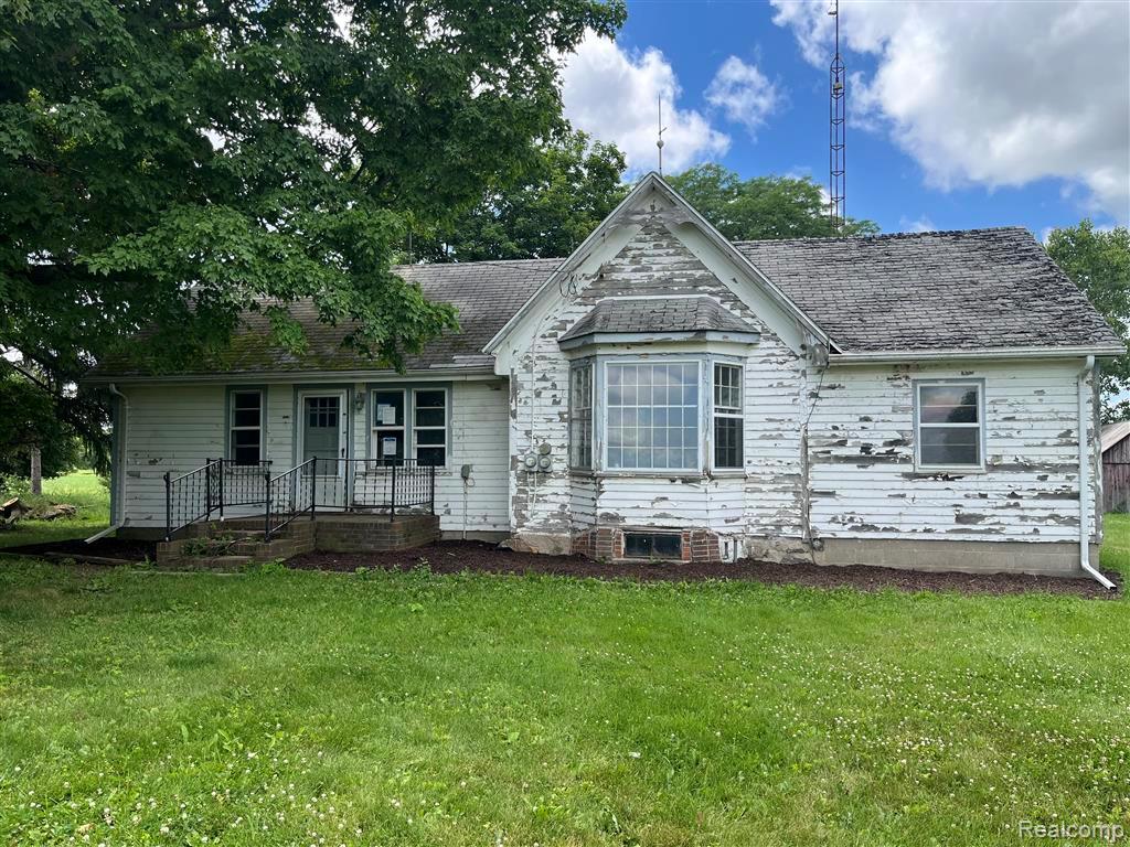 8458 Melvin Road, Melvin, MI 48454