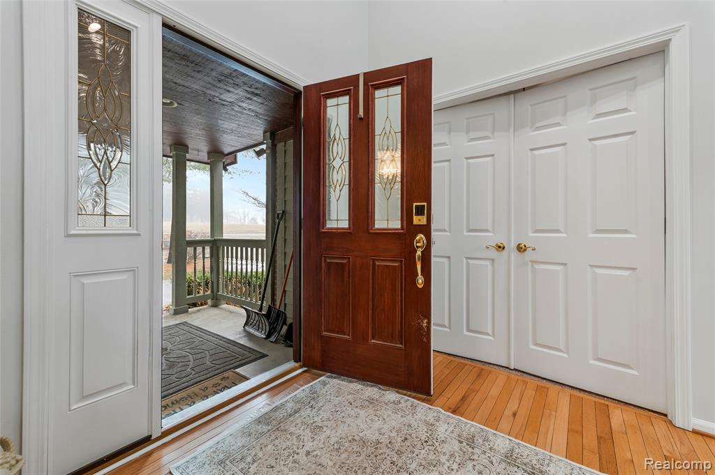 599 Nakomis Trail, Lake Orion, MI 48362 — Photo 6
