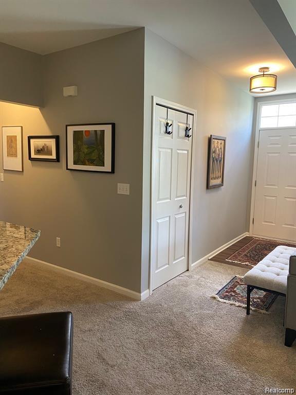 7105 FARMINGDALE Lane, Walled Lake, MI 48390 — Photo 7