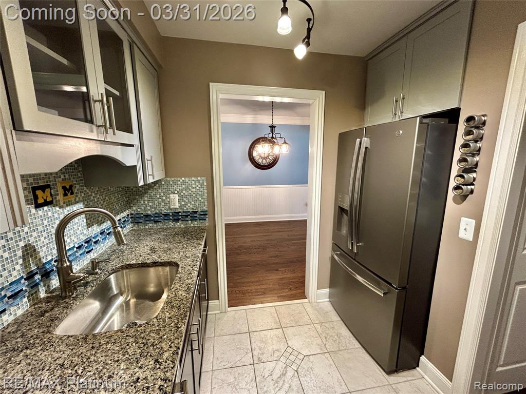 1229 Island Drive, 204, Ann Arbor, MI 48105 — Photo 11