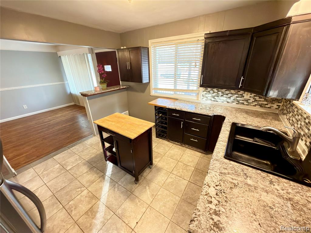 4436 Gertrude Street, Dearborn Heights, MI 48125 — Photo 8