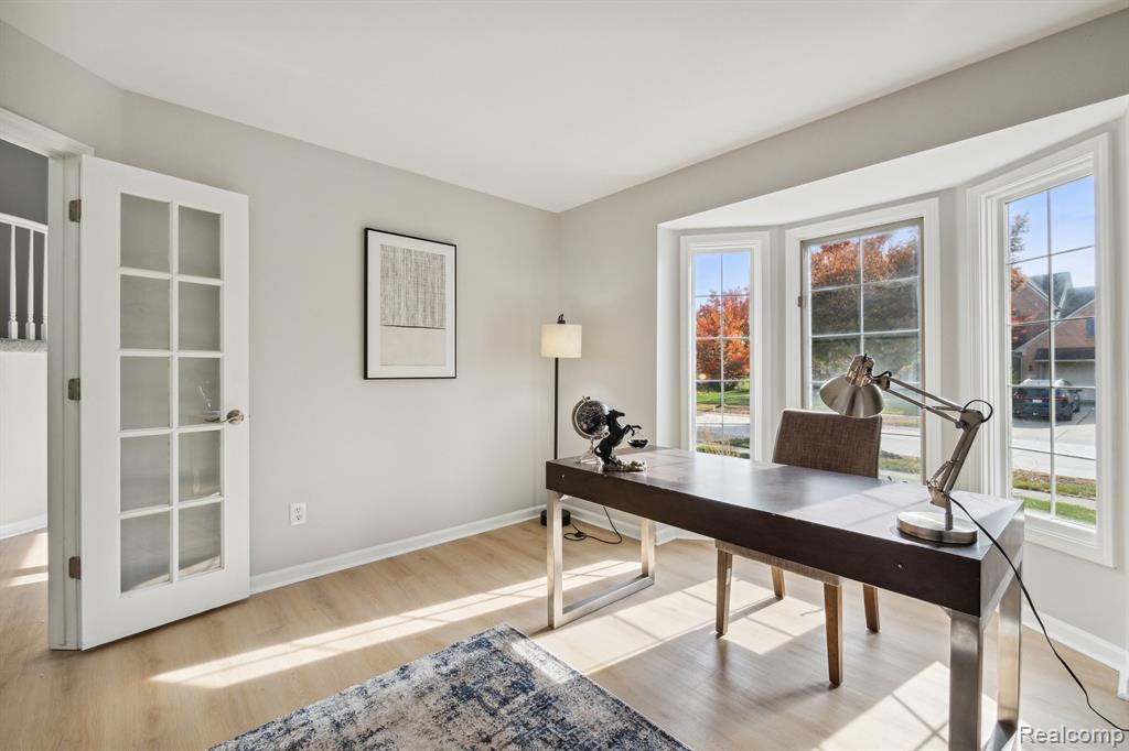 45516 VIOLET Lane, Novi, MI — Photo 20