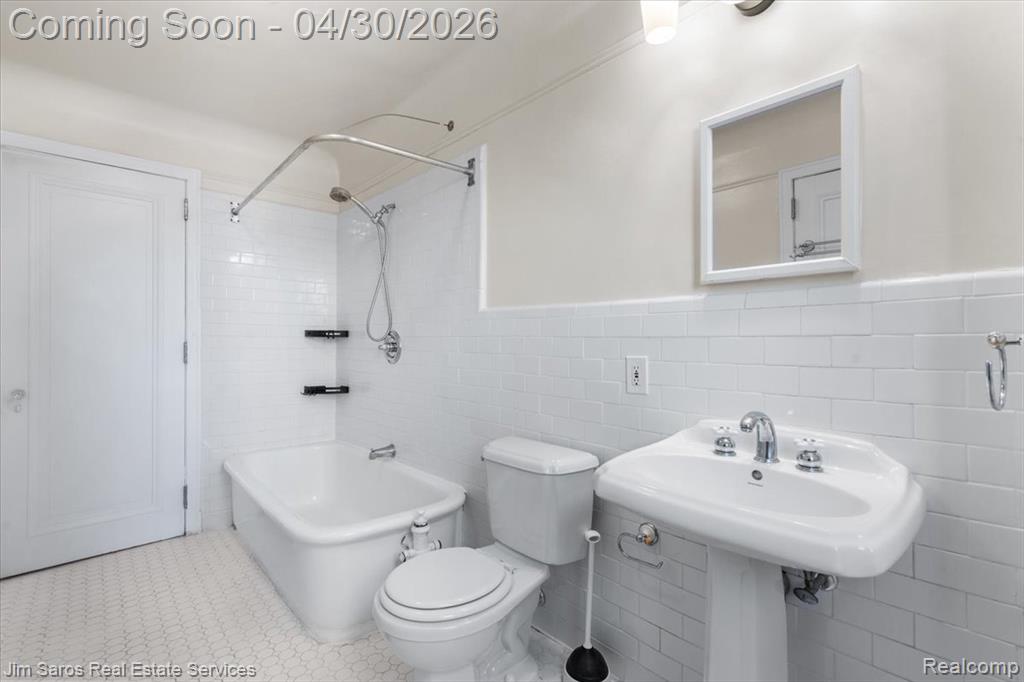2900 E Jefferson Avenue, Detroit, MI 48207 — Photo 30