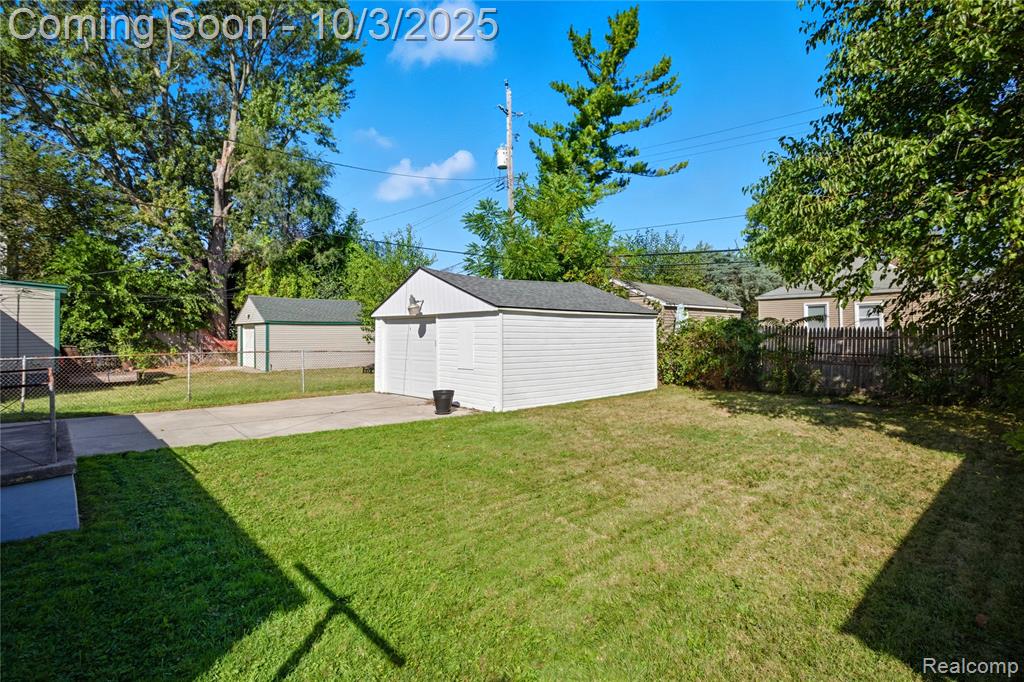 541 E Bennett Avenue, Ferndale, MI 48220 — Photo 31