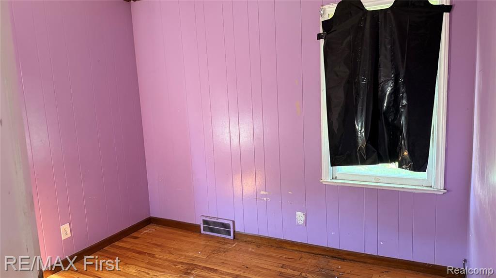 21703 Cushing Avenue, Eastpointe, MI 48021 — Photo 10