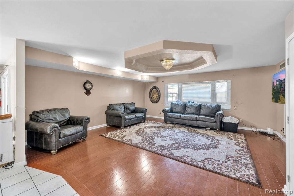 7511 Orchard Avenue, Dearborn, MI 48126 — Photo 16