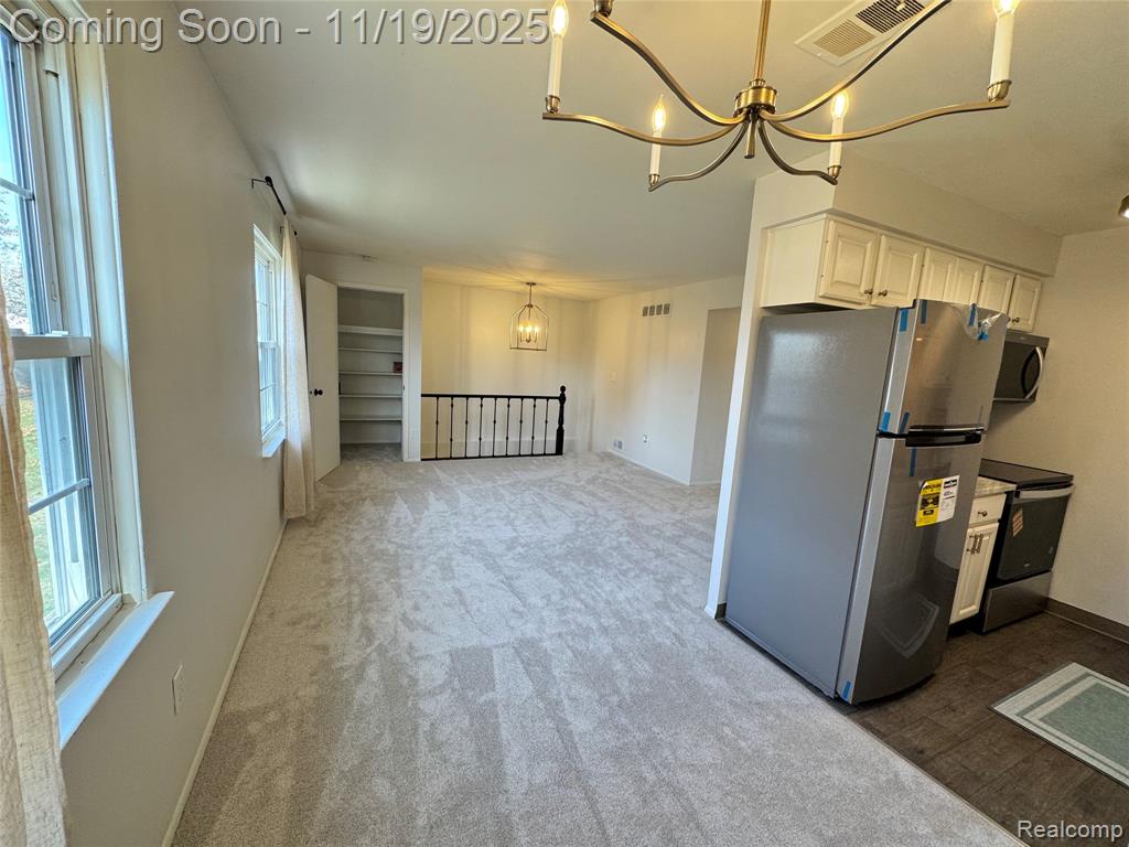 140 Princeton Drive, South Lyon, MI 48178 — Photo 8