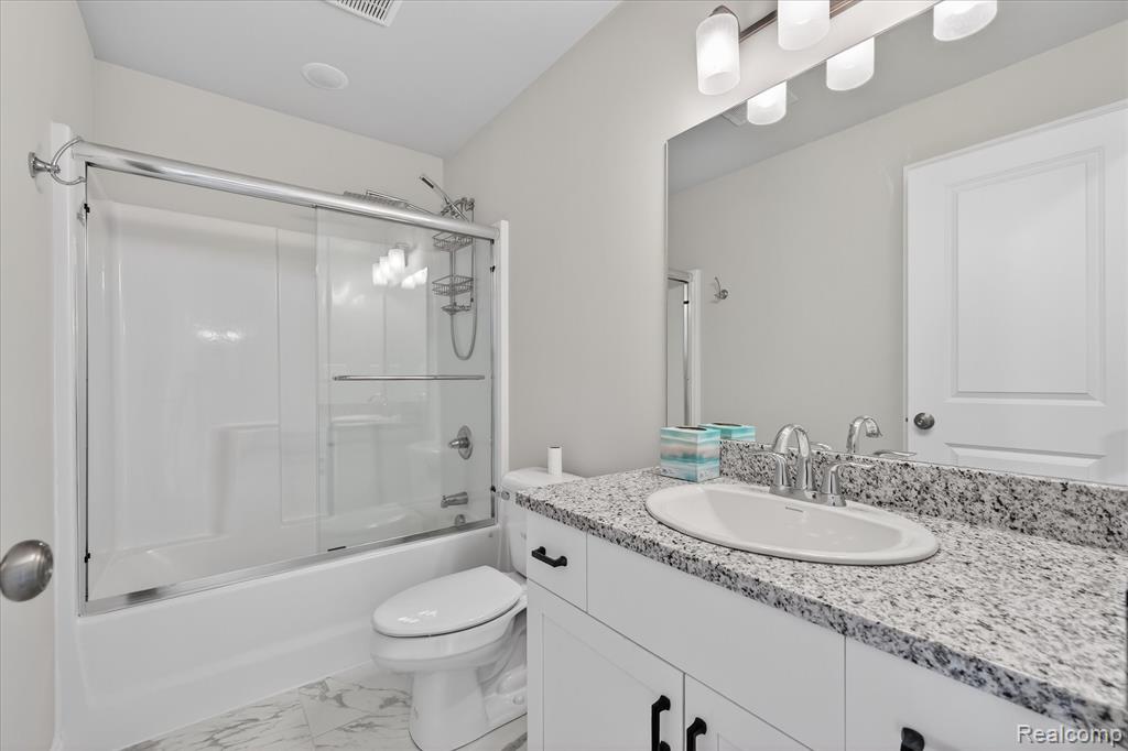 31005 Gregory Street, Grand Blanc, MI 48439 — Photo 24