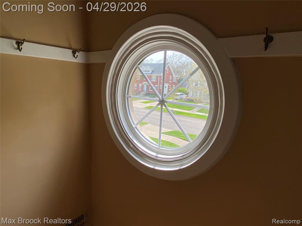 938 LAKEPOINTE STREET, Grosse Pointe Park, MI 48230 — Photo 37