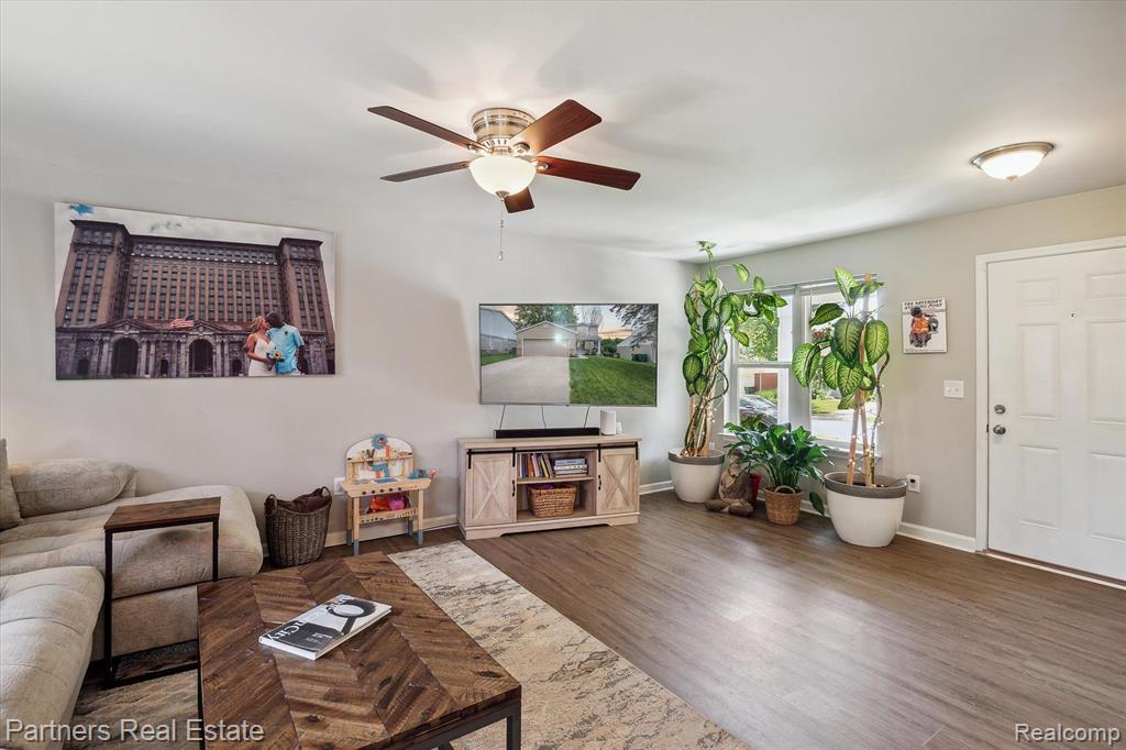 221 TAFT Street, Ypsilanti, MI 48197 — Photo 8