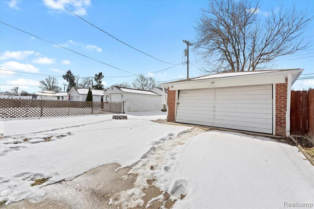 6740 Larme Avenue, Allen Park, MI 48101 — Photo 19