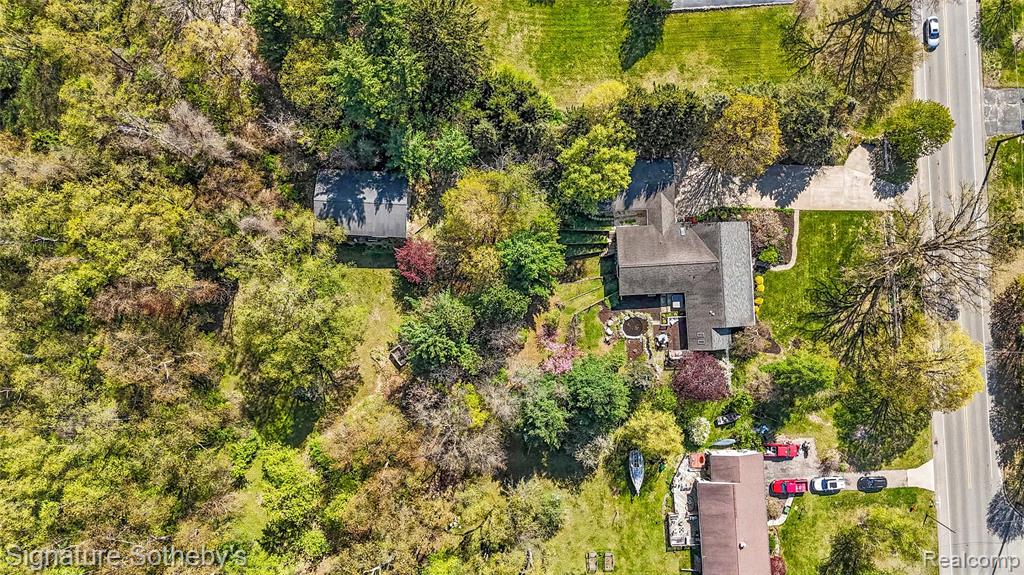 610 W Ellis Avenue, Belding, MI 48809 — Photo 3