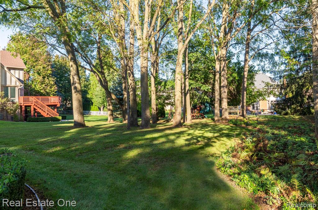 5538 CLEARVIEW Drive, Troy, MI 48098 — Photo 62