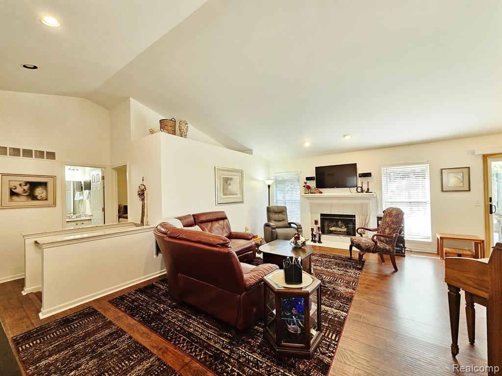 51549 HICKORY Lane, Macomb, MI 48042 — Photo 3