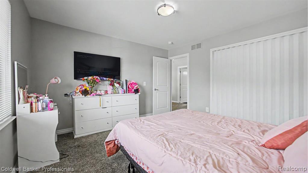 22262 Brywood Court, Clinton Twp, MI 48036 — Photo 39