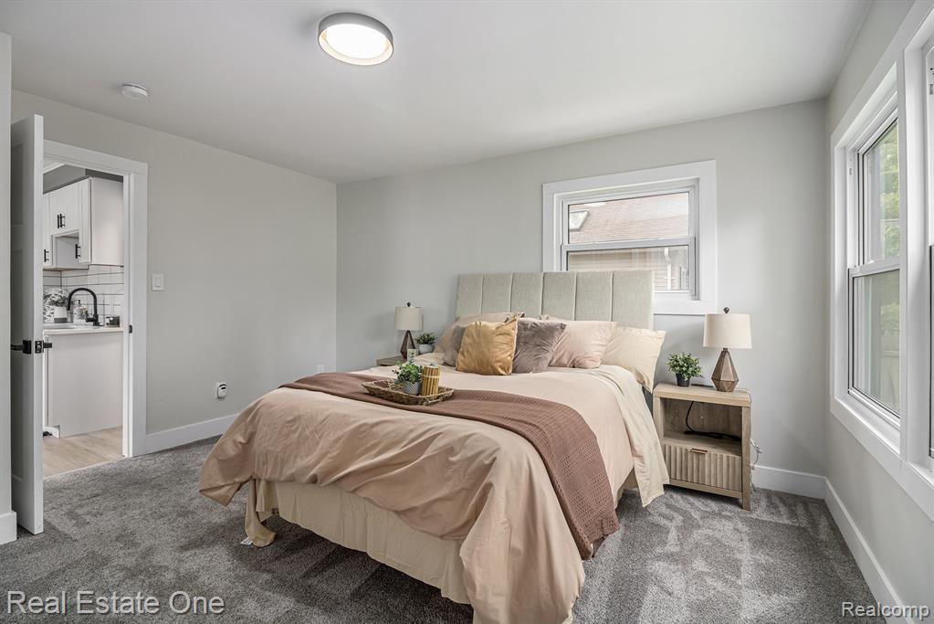 927 N LAFAYETTE Avenue, Royal Oak, MI 48067 — Photo 15