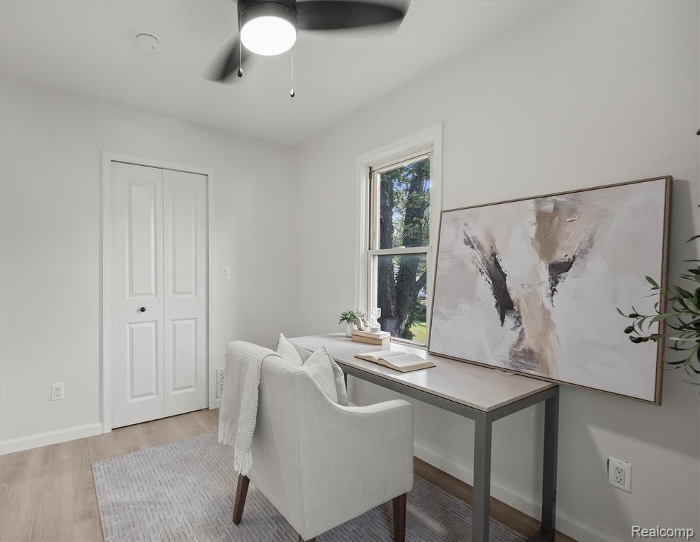 716 Hawthorn Avenue, Royal Oak, MI 48067 — Photo 17