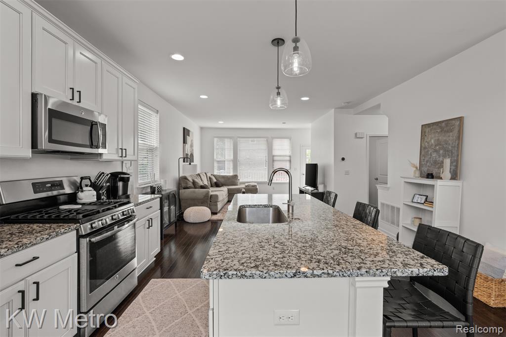 508 Midland Boulevard, Royal Oak, MI 48073 — Photo 13