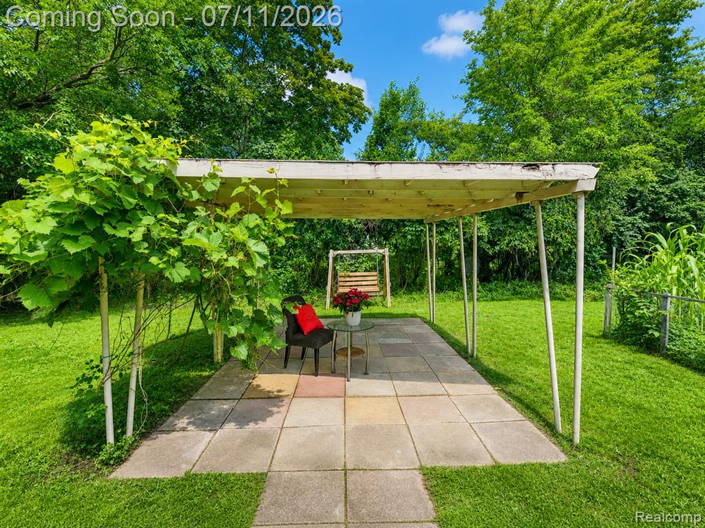 6970 Wing Lake Road, Bloomfield Hills, MI 48301 — Photo 41