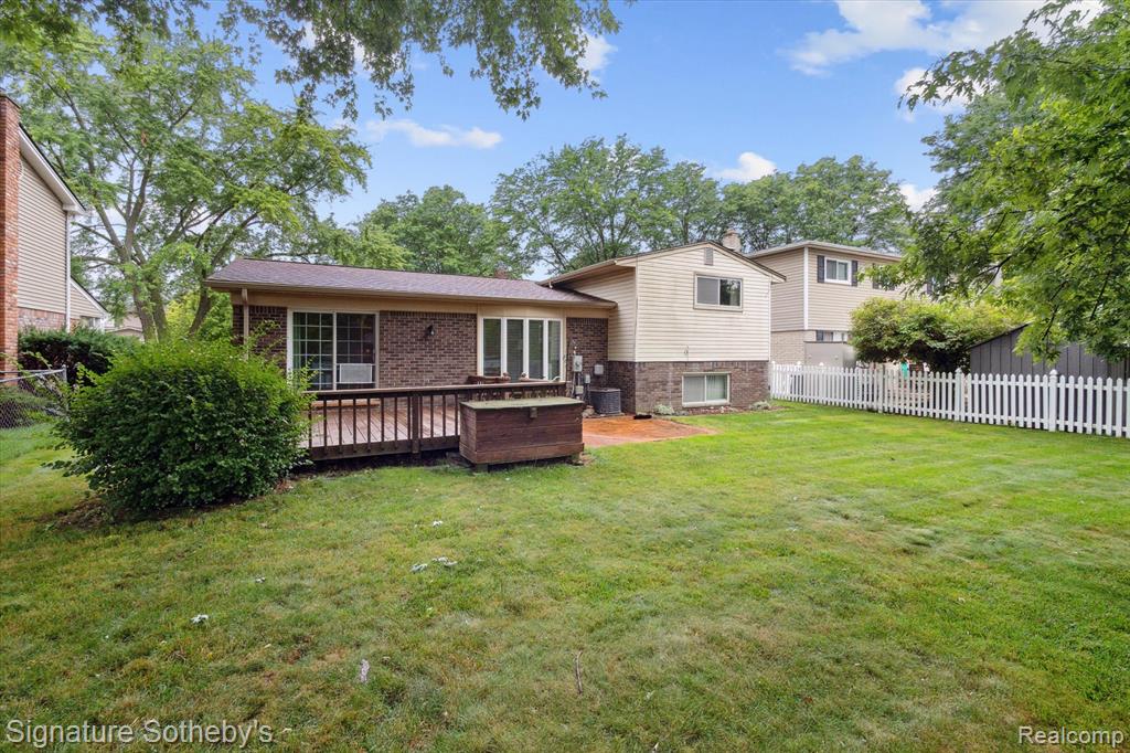 6142 Wedgewood Road, Canton, MI 48187 — Photo 32