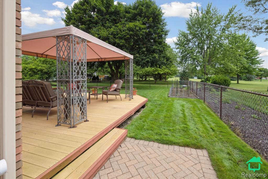 46518 E Oak Manor Court, Canton, MI 48187 — Photo 42
