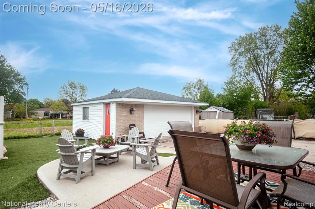 2446 Milverton Drive, Troy, MI 48083 — Photo 36