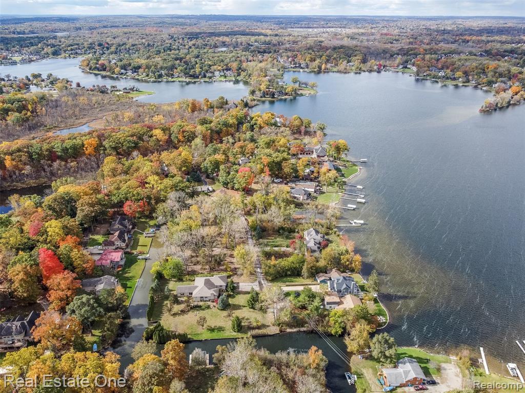 633 Appalachi Street, Commerce Twp, MI 48390 — Photo 13