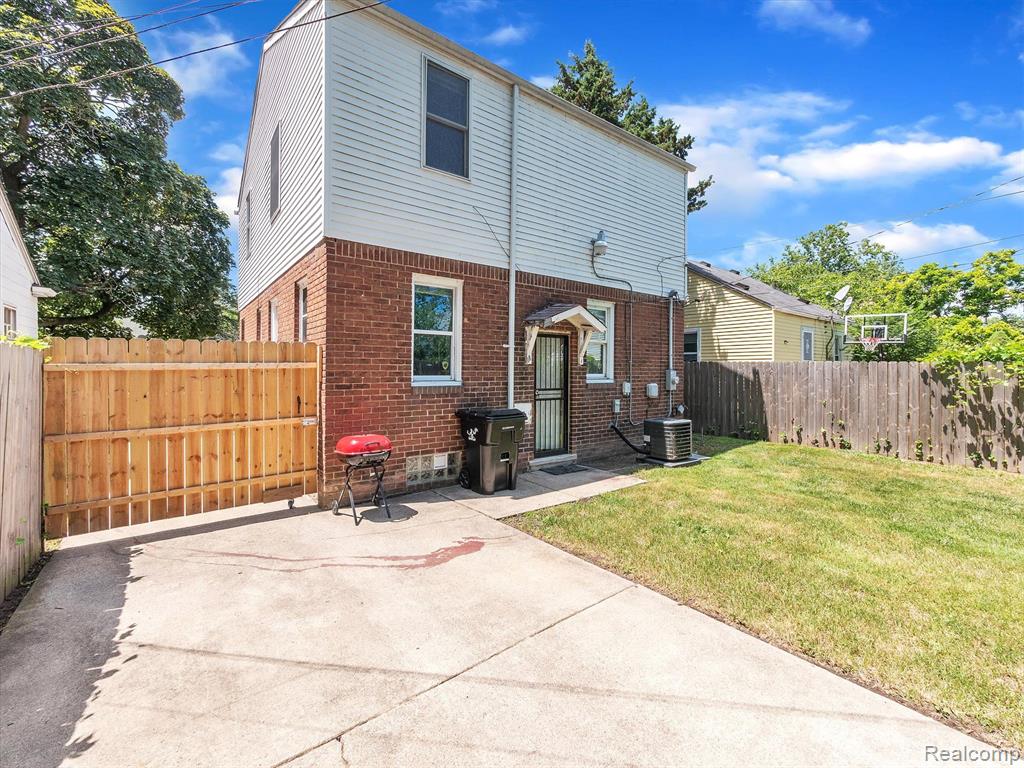 5306 MARSEILLES Street, Detroit, MI 48224 — Photo 38