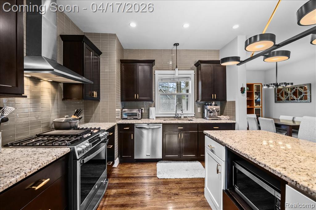 903 Hilldale Drive, Royal Oak, MI 48067 — Photo 12
