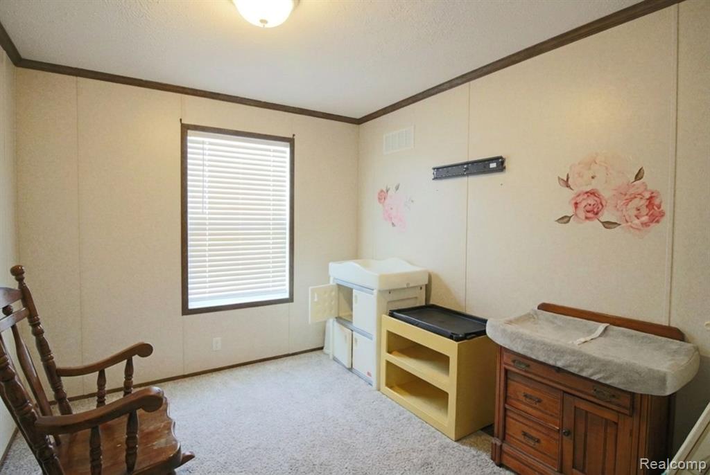 25843 Loudon, Brownstown, MI 48134 — Photo 15