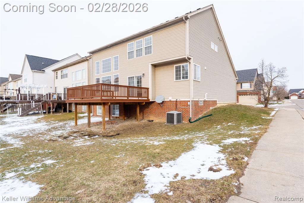 27455 Harrington Way, Novi, MI — Photo 41