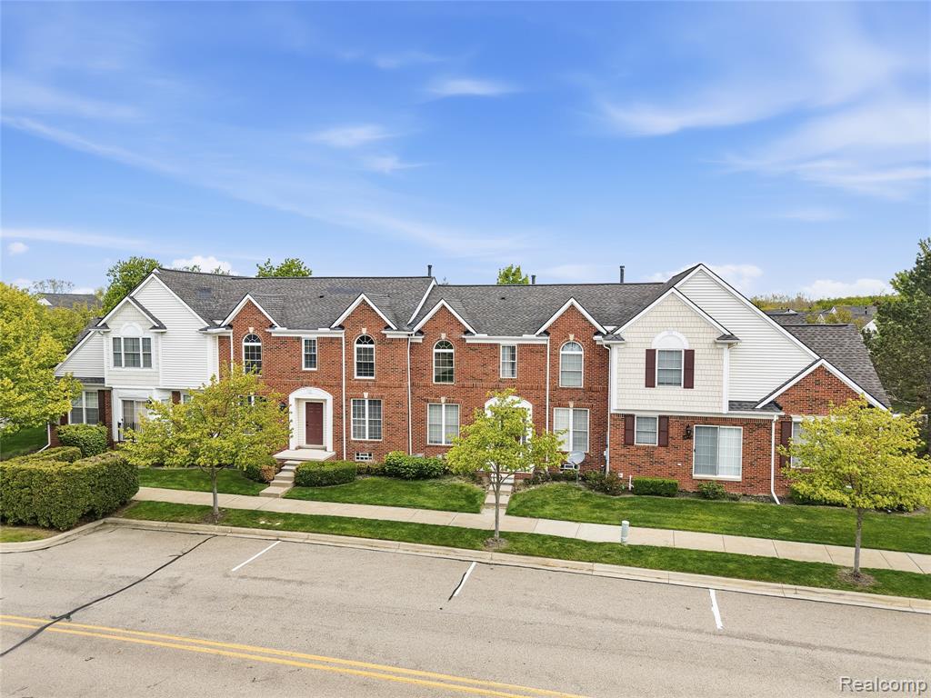 41782 Brownstone Drive, Novi, MI 48377 — Photo 41