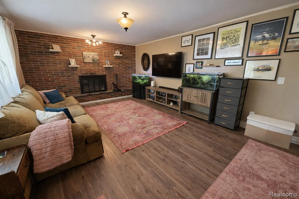 39540 Aynesley Street, Clinton Twp, MI 48038 — Photo 10