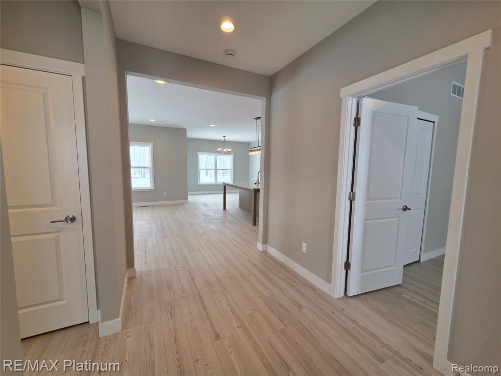 7502 Skylar Court, Swartz Creek, MI 48473 — Photo 25