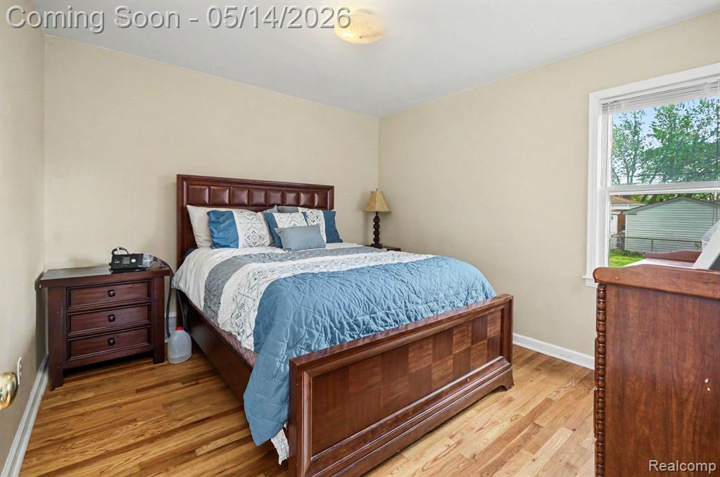 21900 Revere Street, Saint Clair Shores, MI 48080 — Photo 9