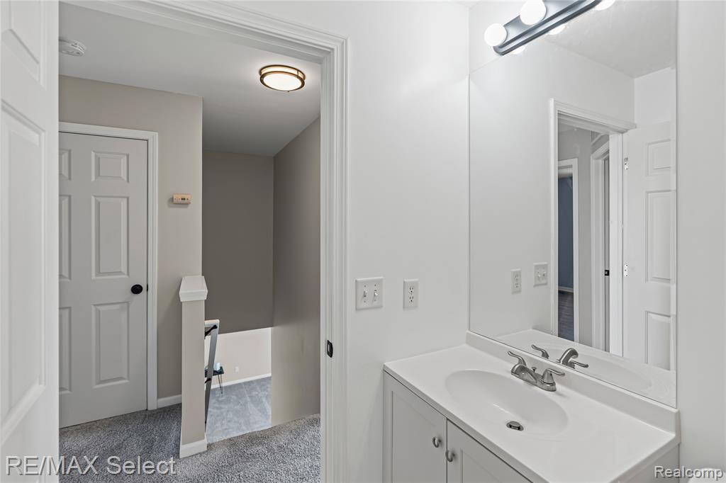 5199 Meadow Crest Circle, Holly, MI 48442 — Photo 26