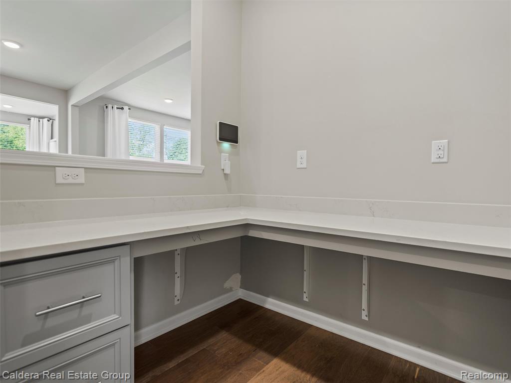 4132 Walcott Drive, Lake Orion, MI — Photo 17