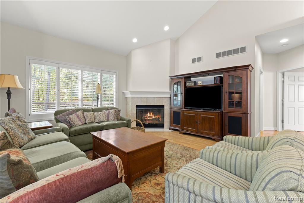 7285 Rabbit Ears Pass, Clarkston, MI — Photo 9
