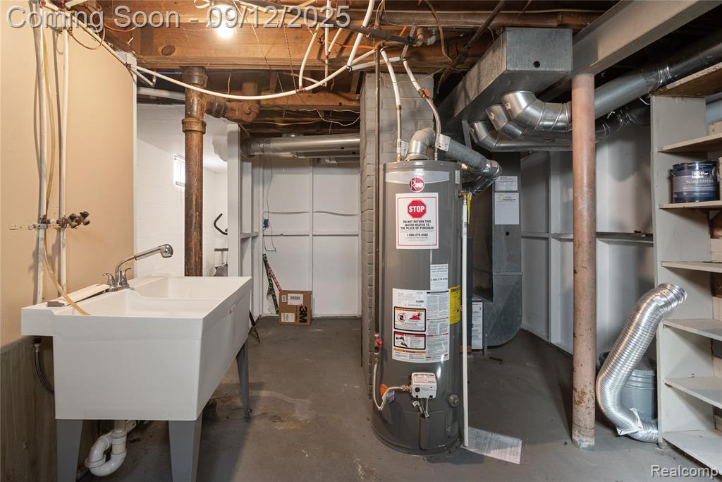 726 E Parkway Avenue, Flint, MI 48505 — Photo 18