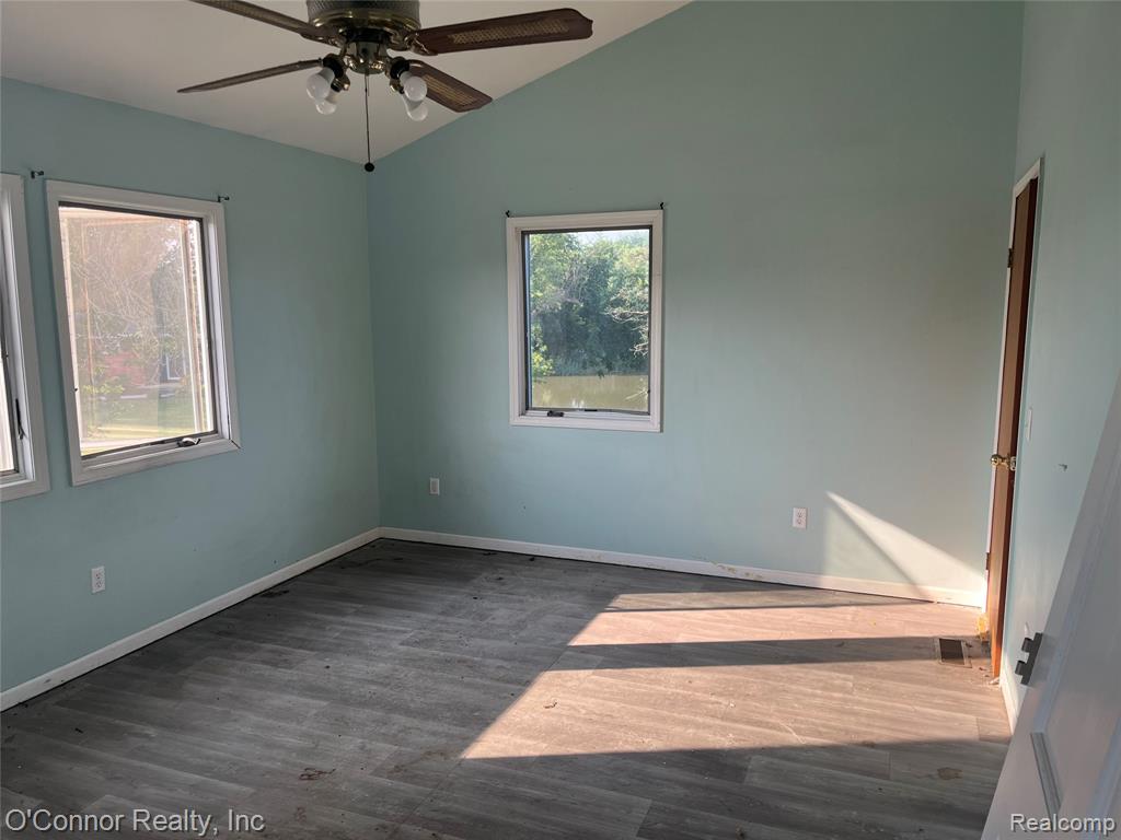 2929 N River Road, Fort Gratiot, MI 48059 — Photo 20
