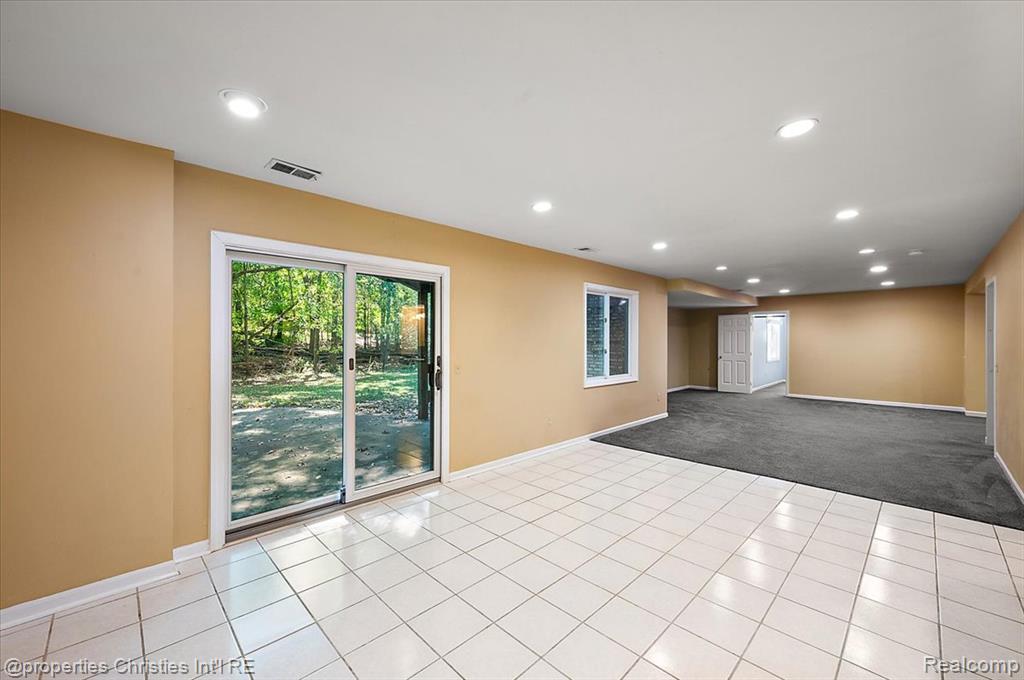 6835 High Ridge Road, West Bloomfield, MI 48324 — Photo 53