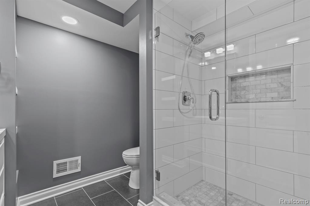 1526 Hickory Ridge Court, Canton, MI 48187 — Photo 32