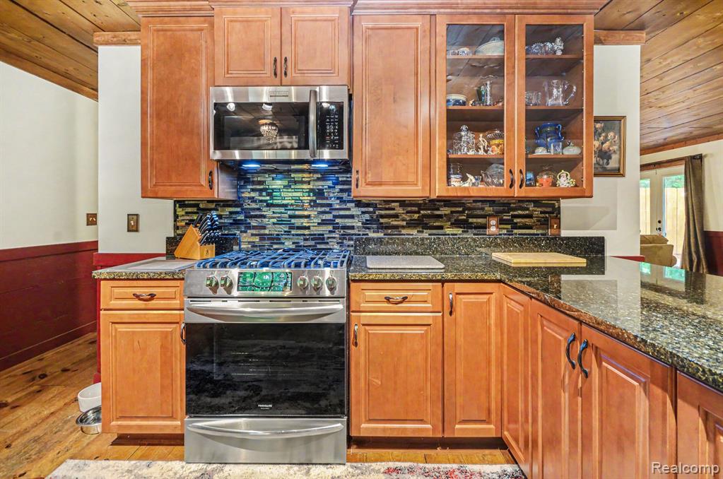 1435 Rolling Hills Drive, Howell, MI 48843 — Photo 6