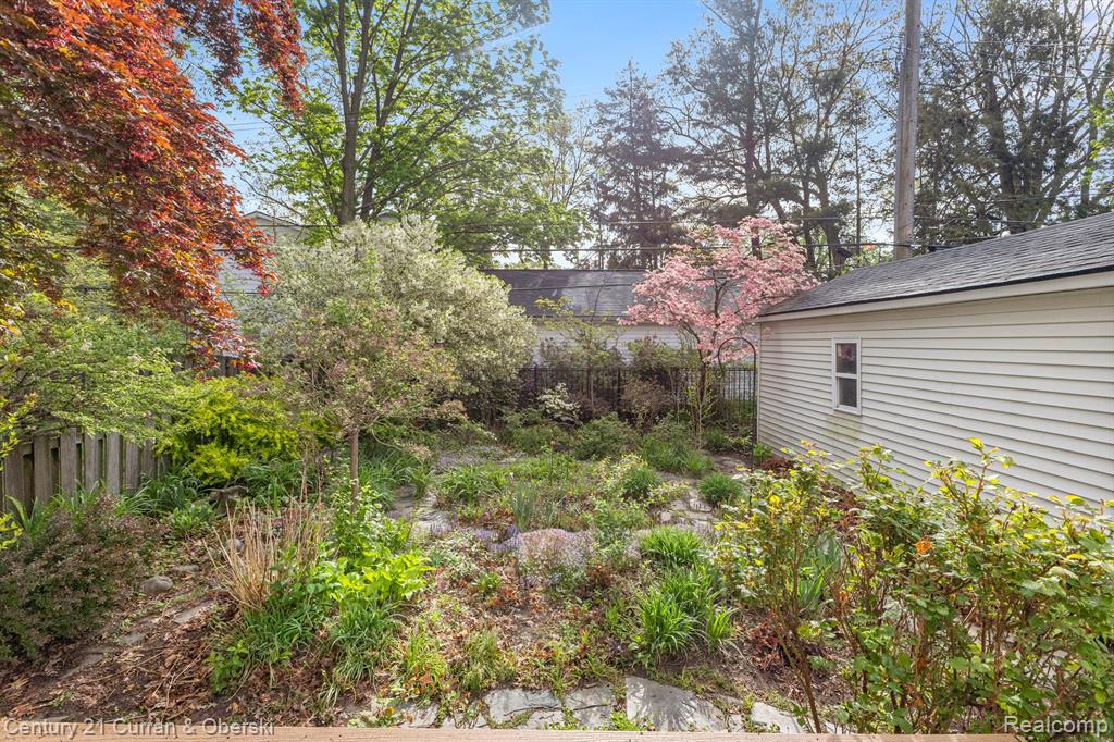 645 ELMWOOD Street, Dearborn, MI 48124 — Photo 39