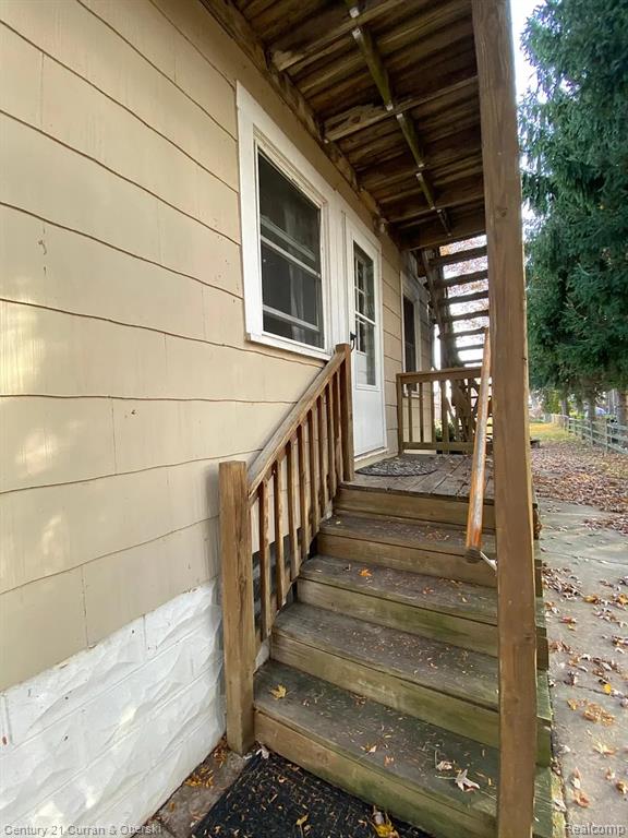767 Riverbank #2 Street, Wyandotte, MI 48192 — Photo 15