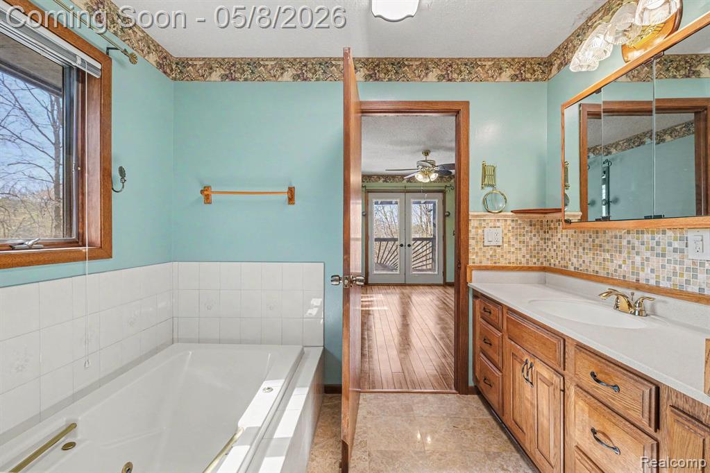 9277 Graytrax Road, Grand Blanc, MI 48439 — Photo 12